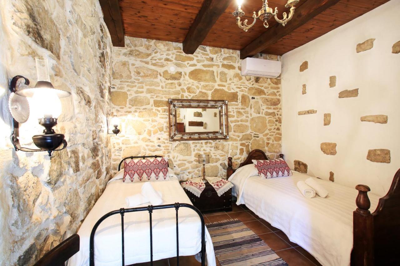 Villa Radamanthis Sívas Zewnętrze zdjęcie